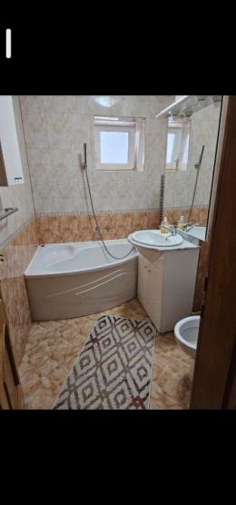 Apartament modern, 2 camere.decomandate, Racadau