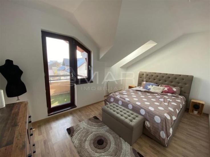 Apartament 3 camere zona Tractorul