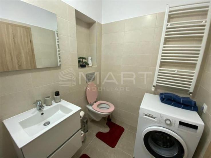 Apartament 3 camere zona Tractorul