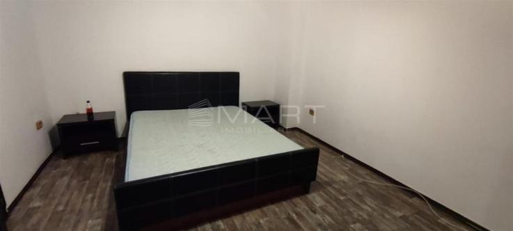 Apartament 3 camere, zona Centrul Vechi