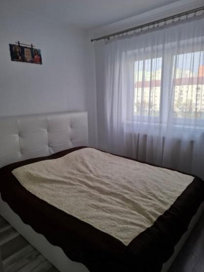 Apartament renovat, 3 camere, complet mobilat – Vasile Aaron, Sibiu cu balcon