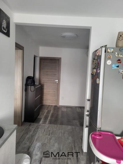 Apartament renovat, 3 camere, complet mobilat – Vasile Aaron, Sibiu cu balcon