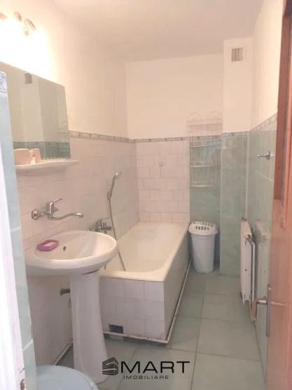 Apartament cu 2 camere decomandate zona Terezian