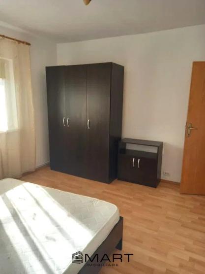 Apartament cu 2 camere decomandate zona Terezian