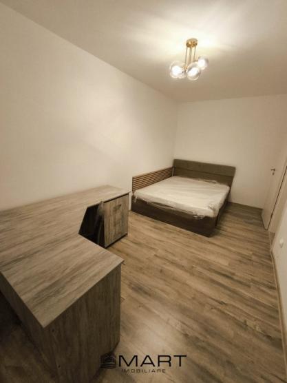 Apartament 3 camere zona Vasile Aaron 