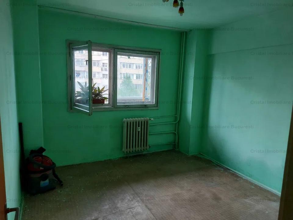 Apartament 3 camere Bd. Chisinau