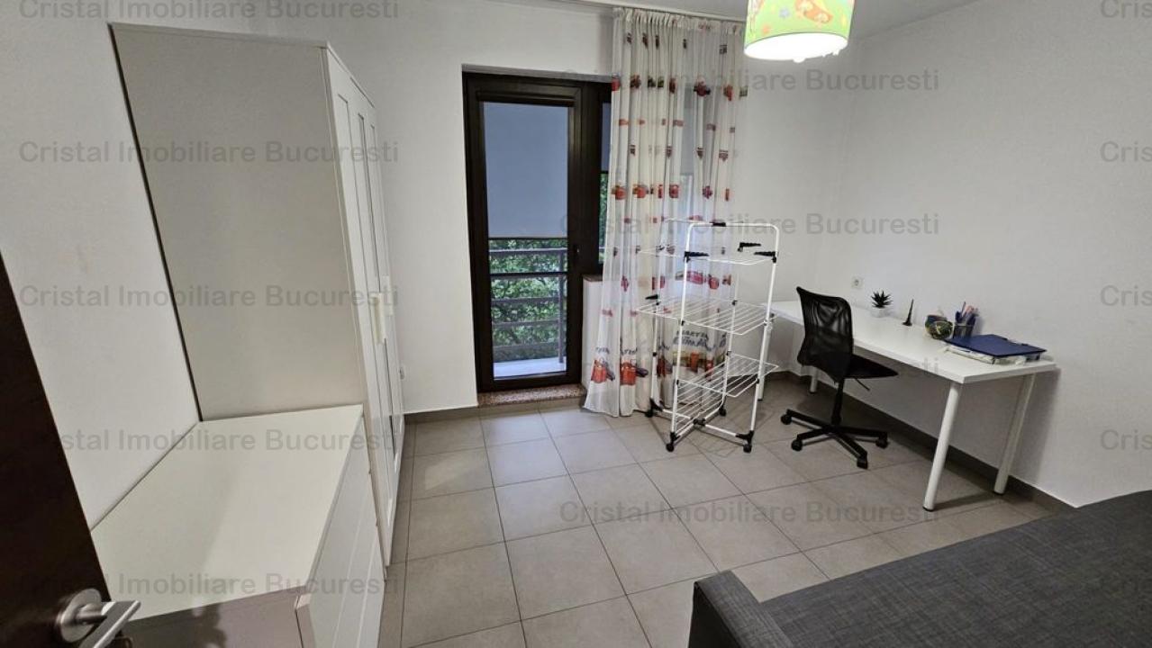 Inchiriez apartament 3 camere, semidecomandat, zona Vitan - Mihai Bravu