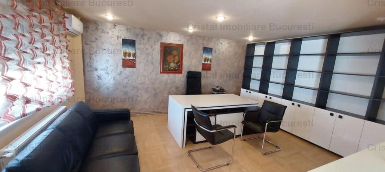 Inchiriez apartament 3 camere zona Vitan Mall,  destinat pentru birouri