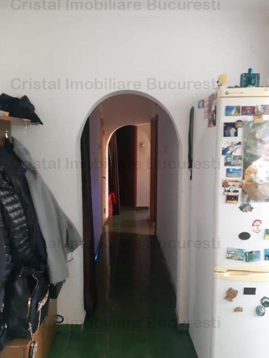 Apartament 3 camere, Aparatorii Patriei. 