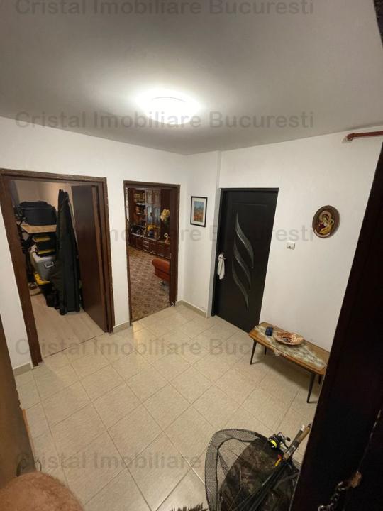 Apartament 4 camere, suprafata generosa, posibilitatea de a se monta centrala