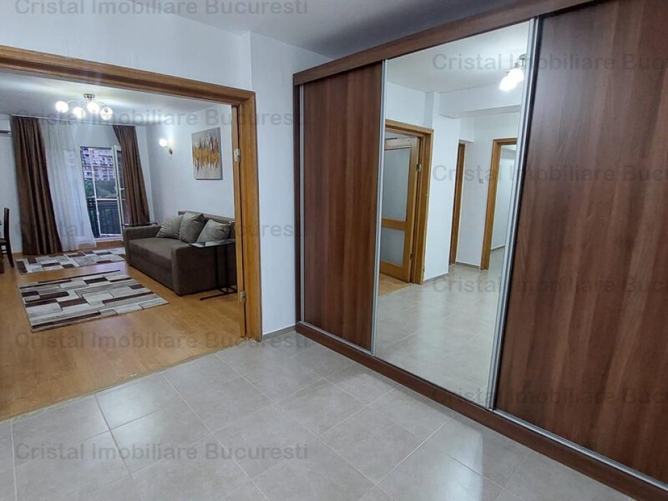 Inchiriez apartament 2 camere renovat, zona Unirii, aproape de metrou