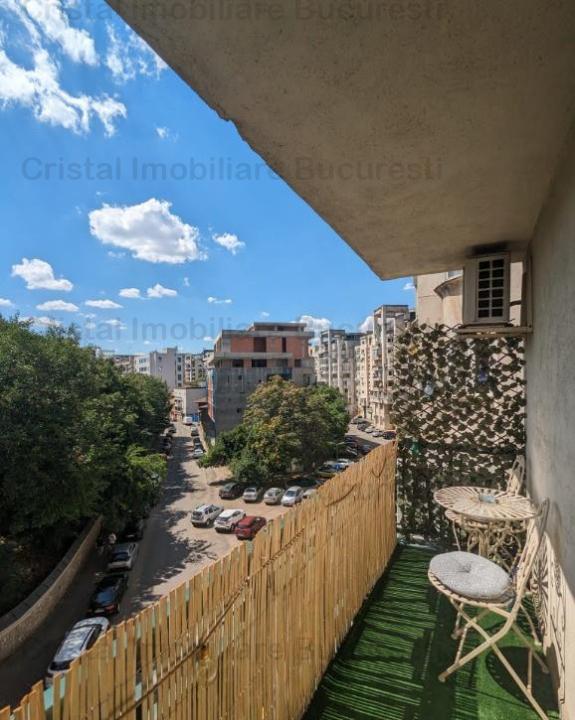 Inchiriez apartament 2 camere zona Unirii la 6 minute de metrou