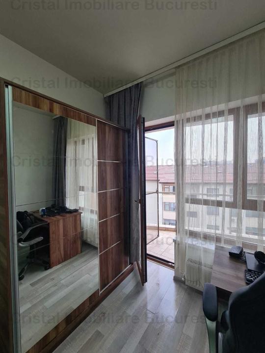 Apartament 4 camere, semidecomandat, sud est, geam la baie, 5 min Metrou