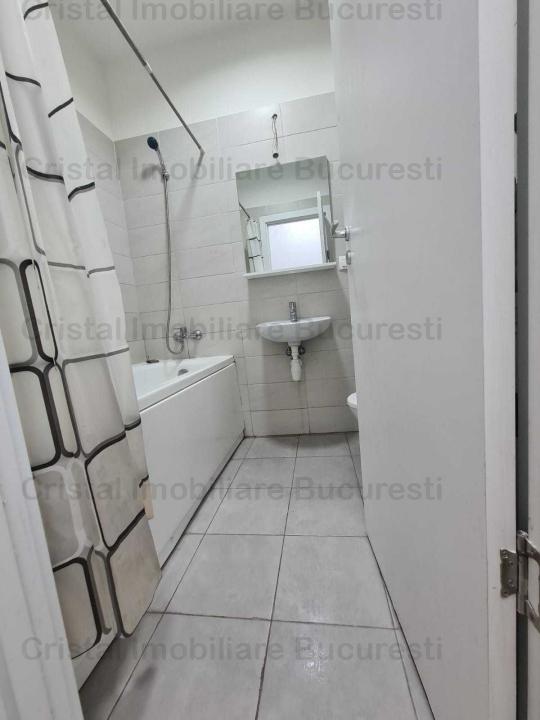 Apartament 4 camere, semidecomandat, sud est, geam la baie, 5 min Metrou