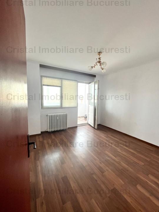 Apartament 3 camere Bld. Obregia. 