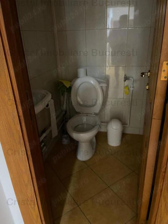 Vand apartament 3 camere zona Decebal