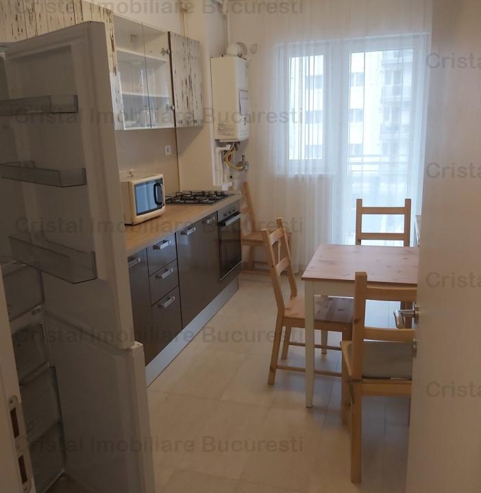 Inchiriez apartament 2 camere in zona Titan cu CENTRALA PROPRIE