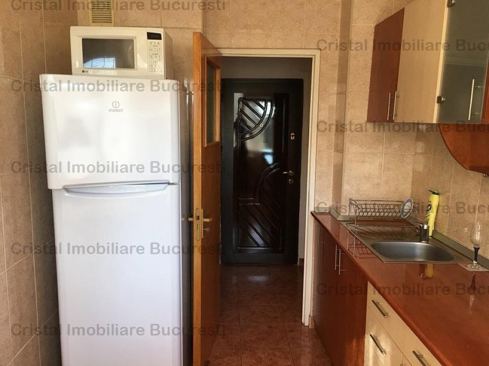 Inchiriez apartament de 2 camere in zona Titan 