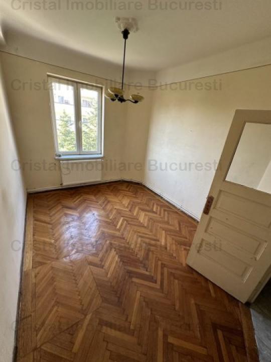 Vand apartament 3 camere ultracentral zona Octavian Goga