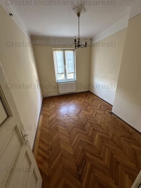 Vand apartament 3 camere ultracentral zona Octavian Goga