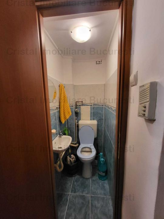 Apartament 4 camere, cartier Berceni, Sector 4. 