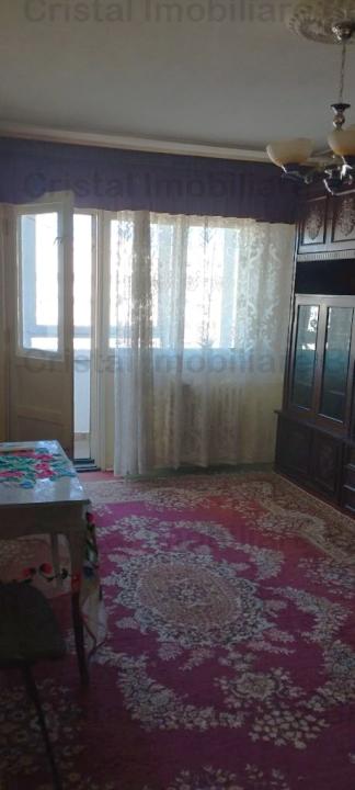 APARTAMENT 3 CAMERE PIATA VETERANILOR,RENOVABIL