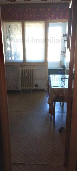 APARTAMENT 3 CAMERE PIATA VETERANILOR,RENOVABIL