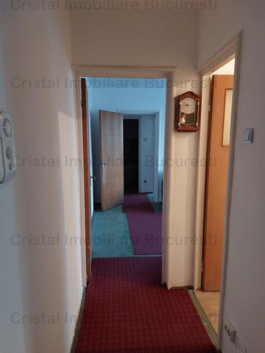 Vând apartament 3 camere Dr.Taberei