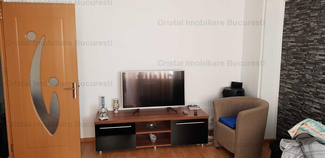 Apartament 3 camere Iuliu Maniu -Militari+ boxa la subsol