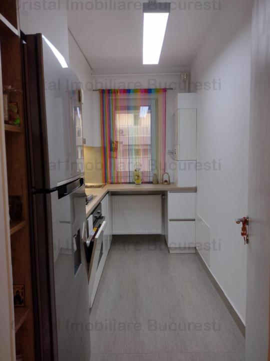 Vand apartament de 2 camere, 53 mp, decomandat, mobilat nou, 1 Decembrie