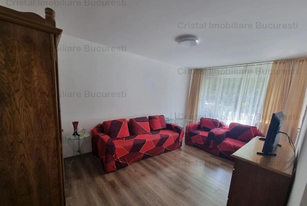 Apartament 3 camere, confort 1, parter 8, situat în bloc civilizat, scara curata cu interfon, zona S