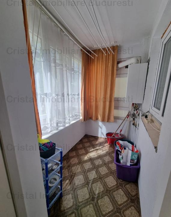 Apartament 3 camere, confort 1, parter 8, situat în bloc civilizat, scara curata cu interfon, zona S