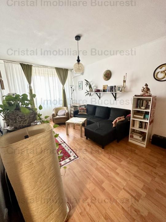 Apartament 2 camere de vanzare Crangasi 