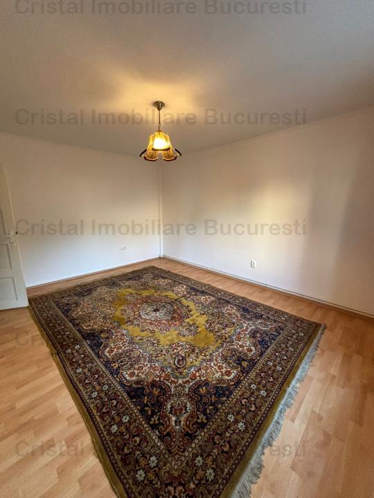  Apartament 4 camere/Vila/Metrou/Centrala/Parcare