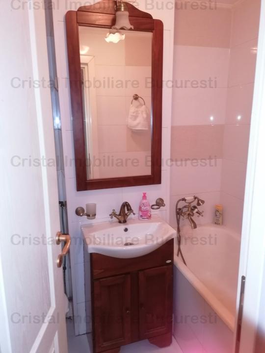 Apartament 2 camere de vanzare Cora lujerului