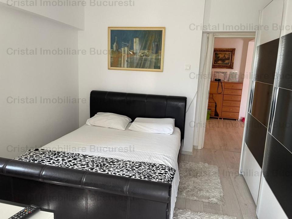 Inchiriez apartament 2 camere, mobilat luxos, renovat, zona Unirii