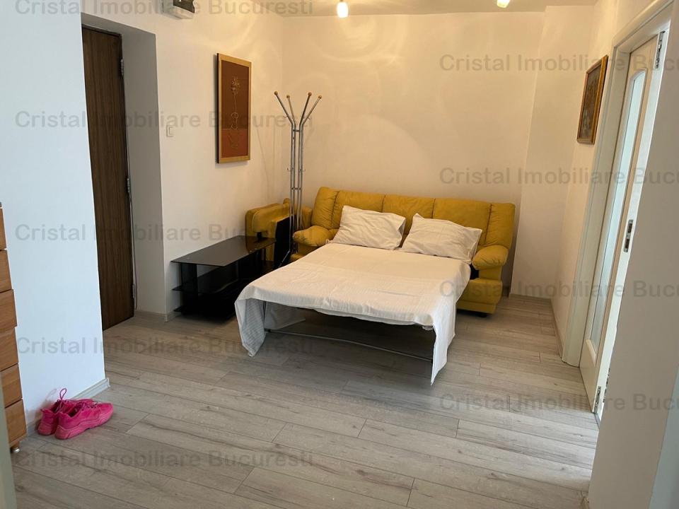 Inchiriez apartament 2 camere, mobilat luxos, renovat, zona Unirii