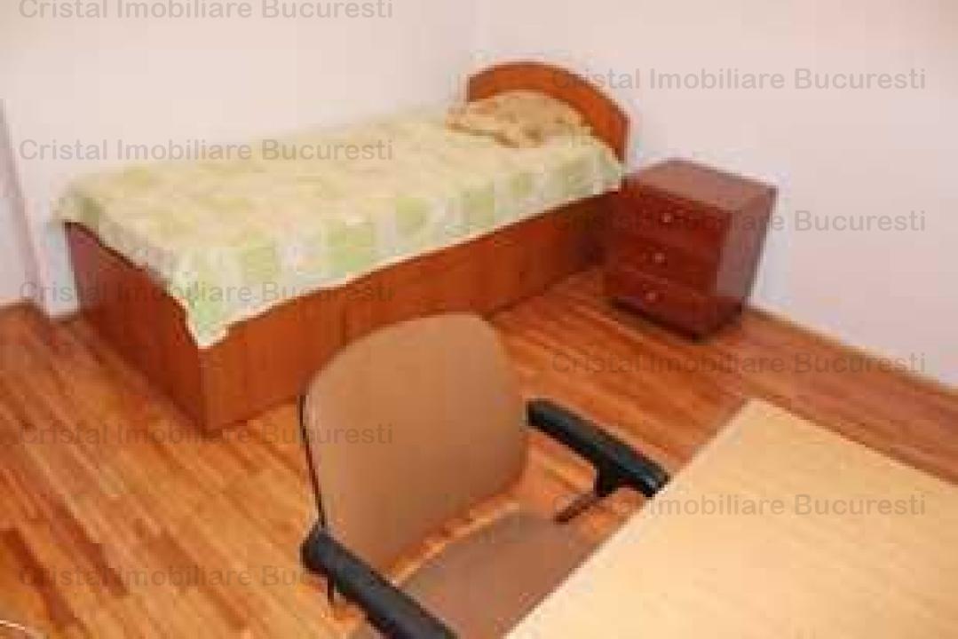 Inchiriez apartament 3 camere zona Unirii, decomandat, mobilat si utilat modern