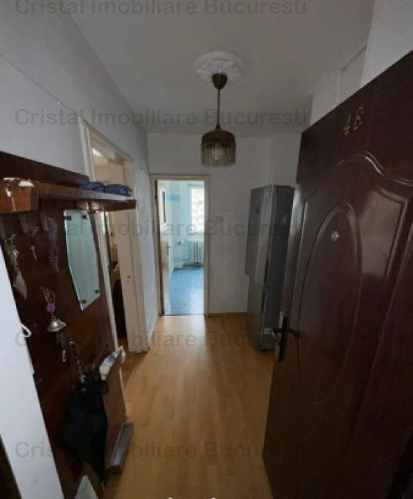 Apartament 2 camere de vanzare Drumul Taberei ,metrou Constantin Brancusi