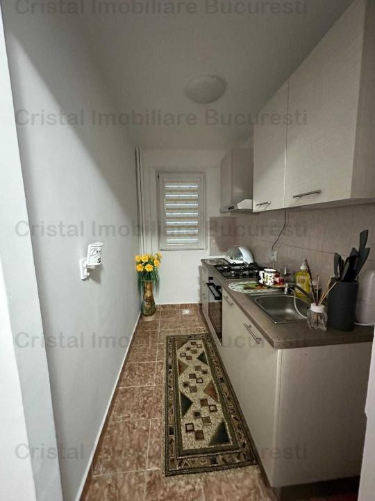 Apartament 2 camere de vanzare Lujerului