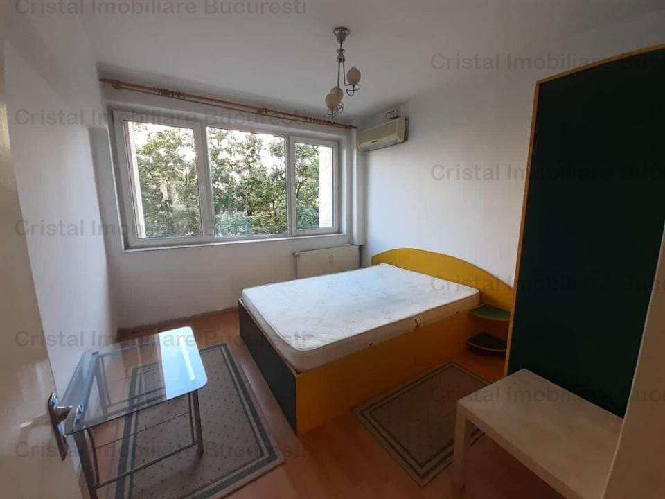 Apartament 3 camere, Zona Dimitrie Cantemir. 