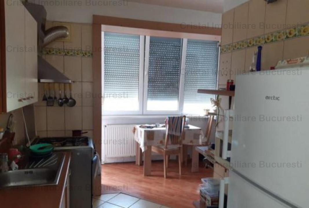 Apartament 2 camere, Bld. Dimitrie Cantemir. Unirii. Cu Centrala proprie. 