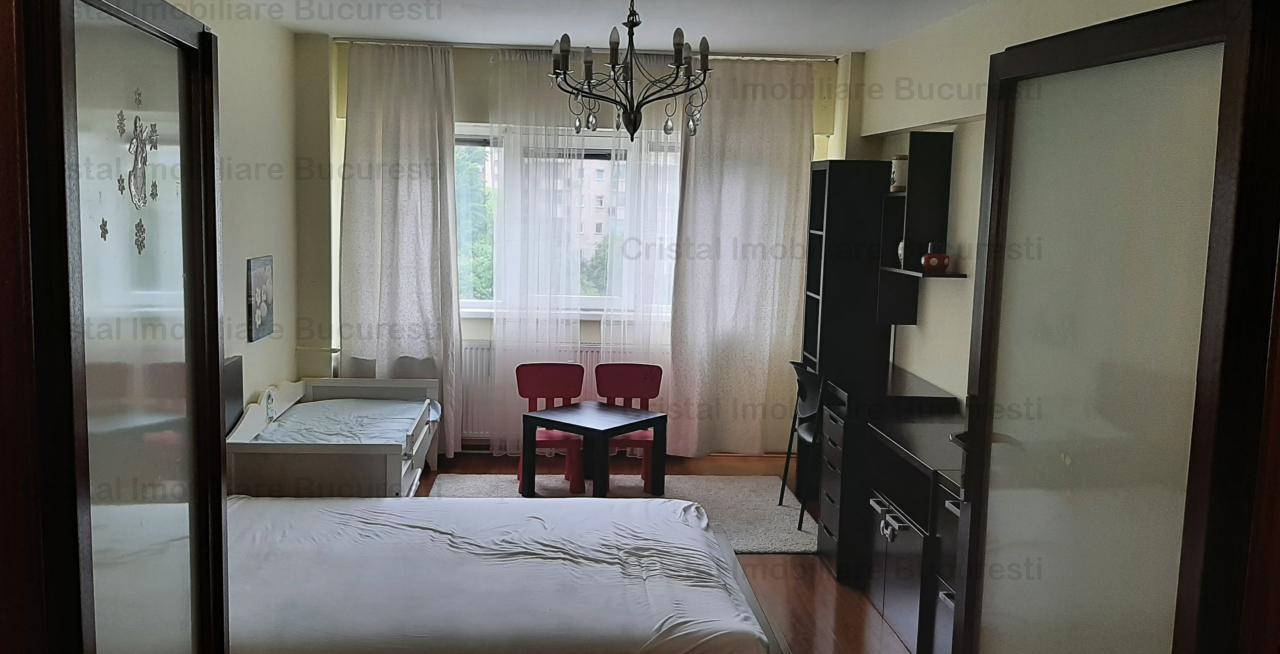 Apartament 4 camere Piata Sudului/Metrou/AC/Parcare