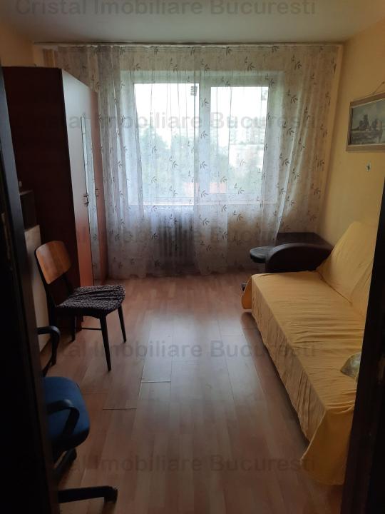 Apartament 3 camere , spatios, geam la baie, 600 m metrou Dristor