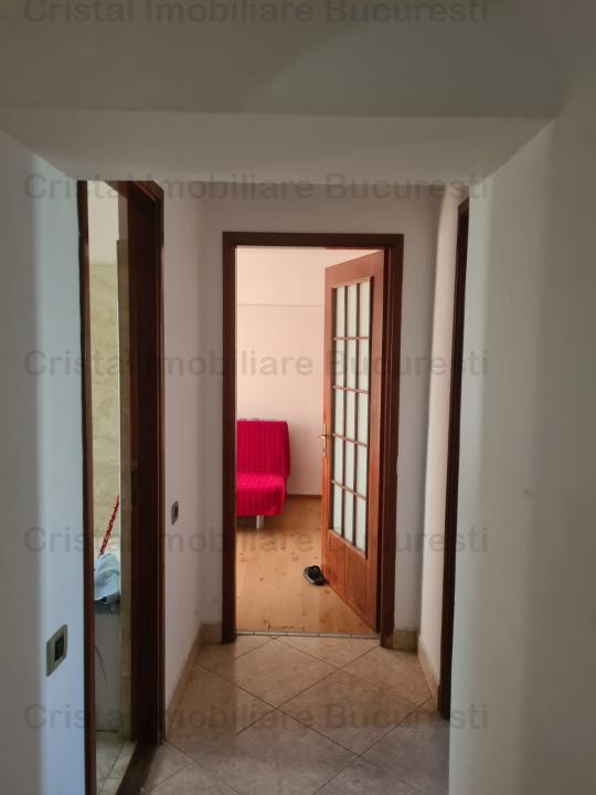 Inchiriez apartament 3 camere, zona Piata Alba Iulia, petfriendly