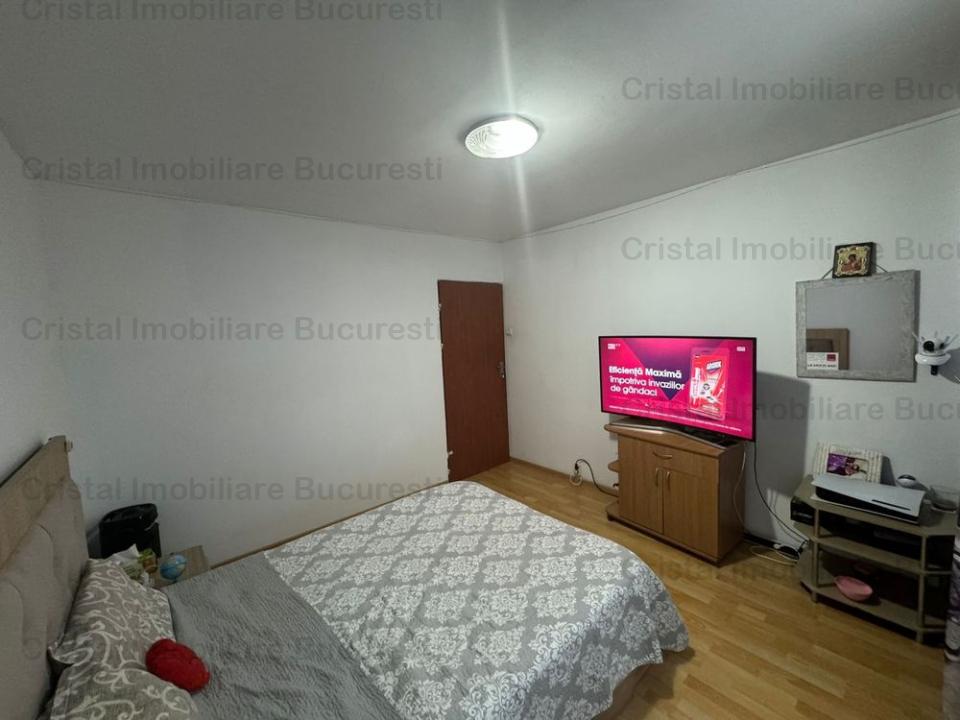 Apartament 3 camere, Titan - Barajul Bistritei, etaj 2/4