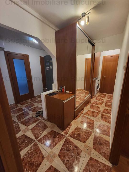 Apartament 4 camere, cartier Berceni, Sector 4. 