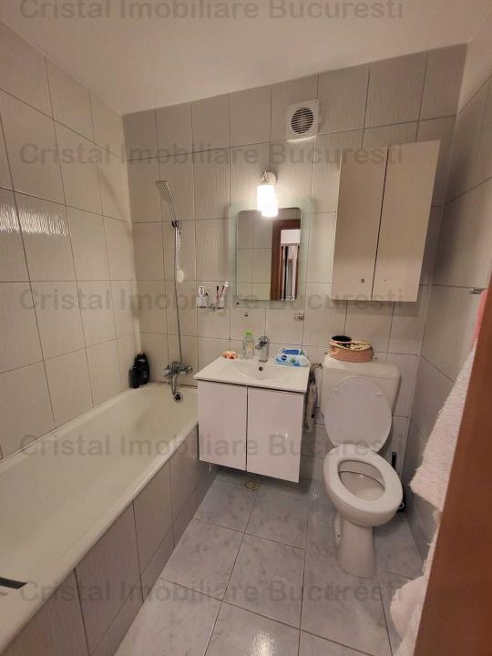 Apartament 4 camere, cartier Berceni, Sector 4. 