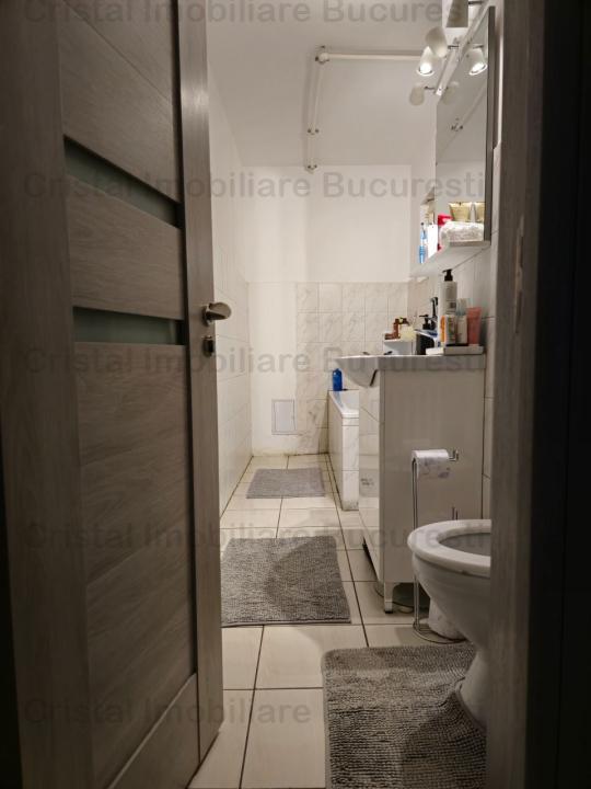 Inchiriez apartament 2 camere, zona Unirii, cu loc de parcare inclus