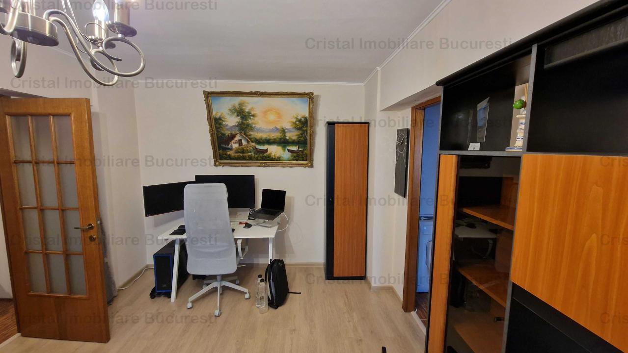 inchiriez apartament de 2 camere in zona 1 Decembrie 